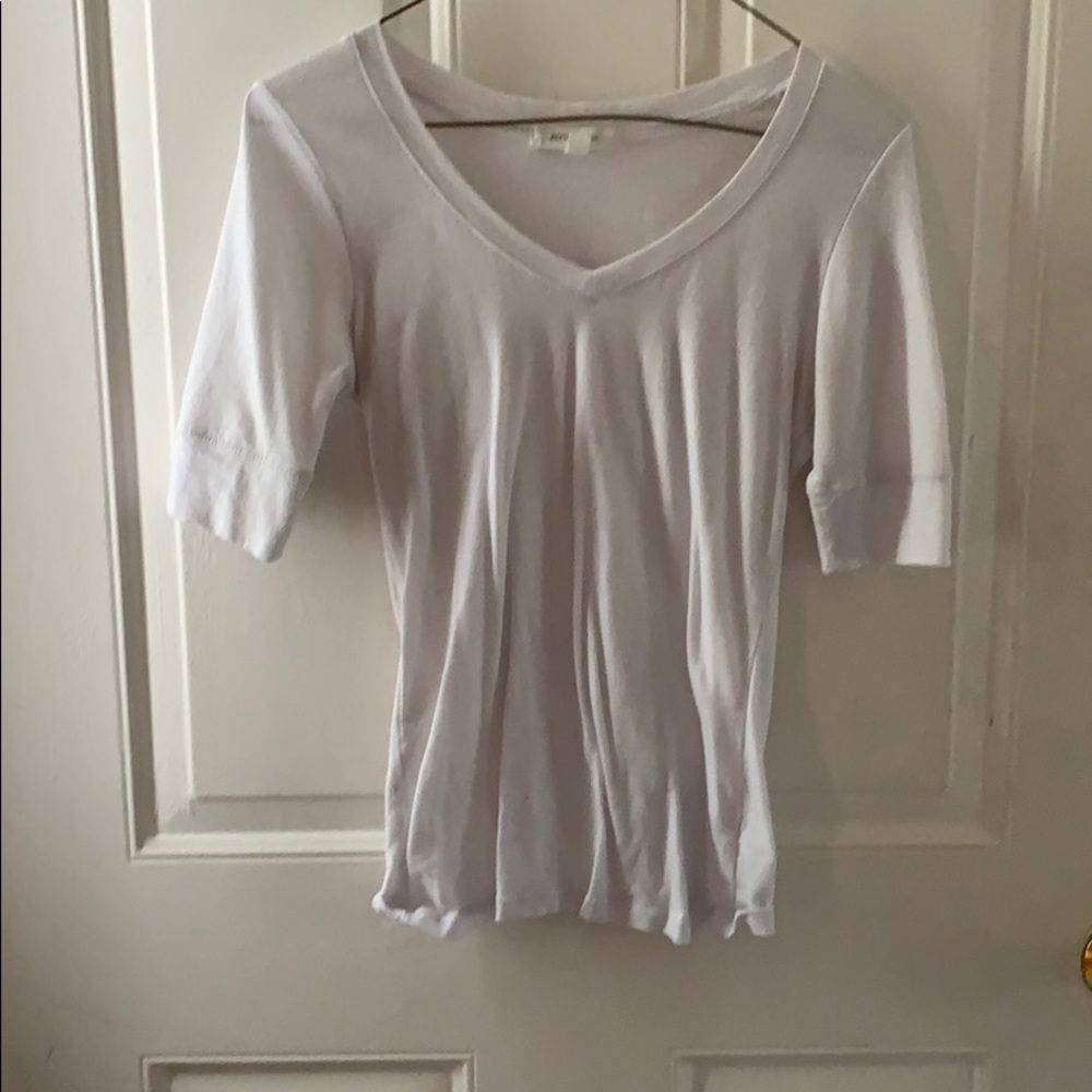 Quarter sleeve tee